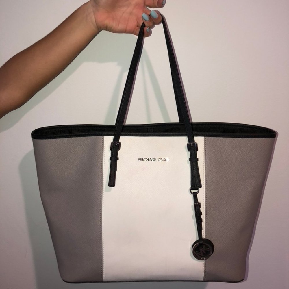 Michael Kors Classic Tote Bag